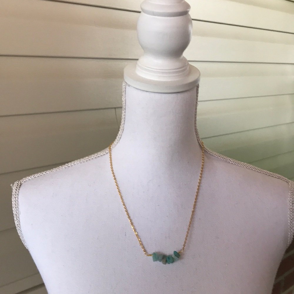 3/15💎 Handmade Gold Necklace with Turquoise Chips